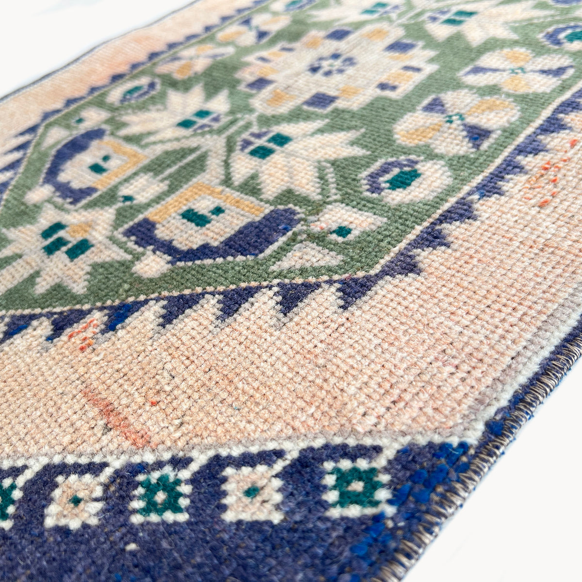 Fiona Vintage Turkish Mini Rug | 1'6" x 2'8" - Apartment F
