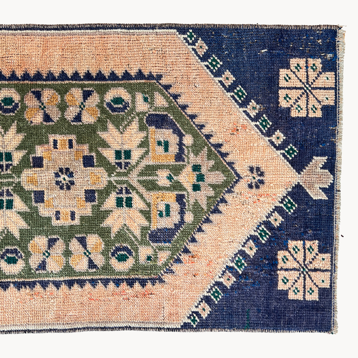 Fiona Vintage Turkish Mini Rug | 1'6" x 2'8" - Apartment F