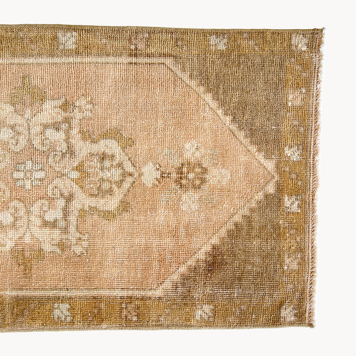 Kenora Vintage Turkish Mini Rug | 1'7" x 3'3" - Apartment F