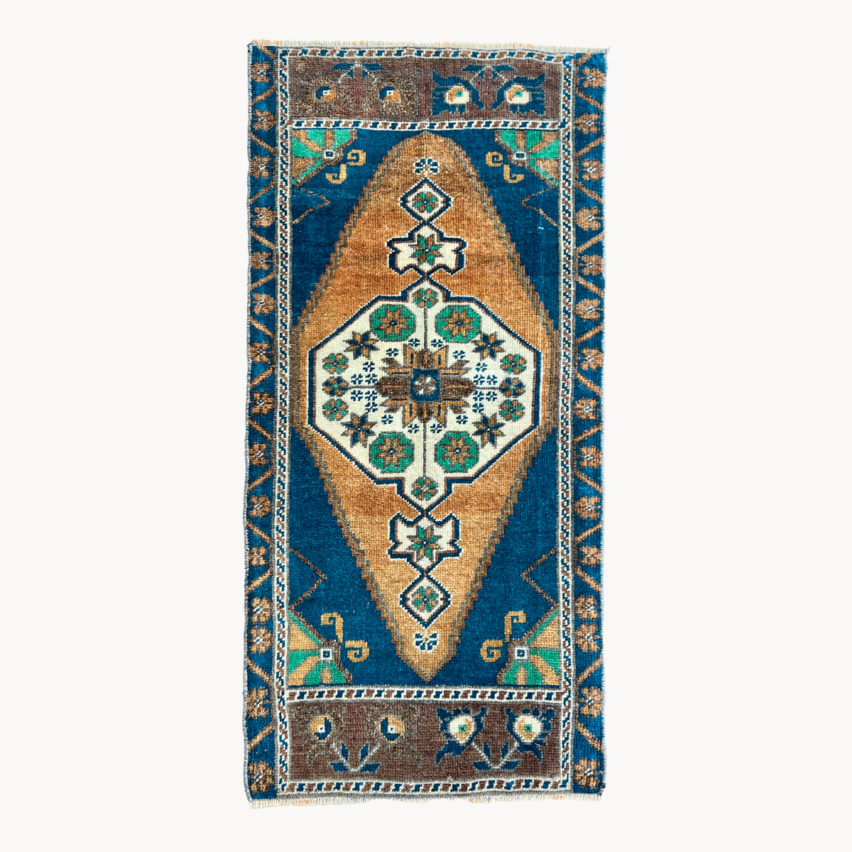 Lula Vintage Turkish Mini Rug | 1'9" x 3'4" - Apartment F