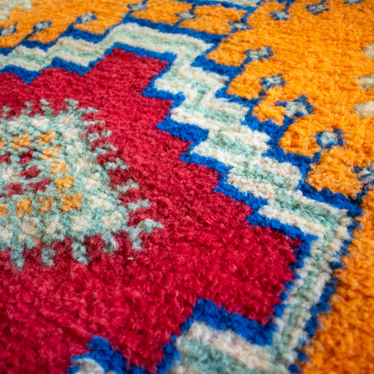 Ceri Vintage Moroccan Rug | 2'8" x 4'5" - Apartment F
