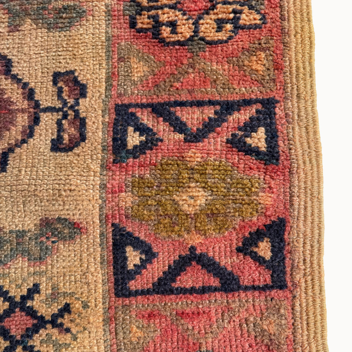 Eden Vintage Moroccan Taznakht Rug | 5’1” x 8’8” - Apartment F