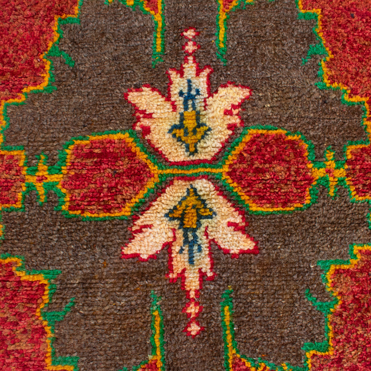 Ariana Vintage Moroccan Taznakht Rug | 4'4" x 7'3" - Apartment F