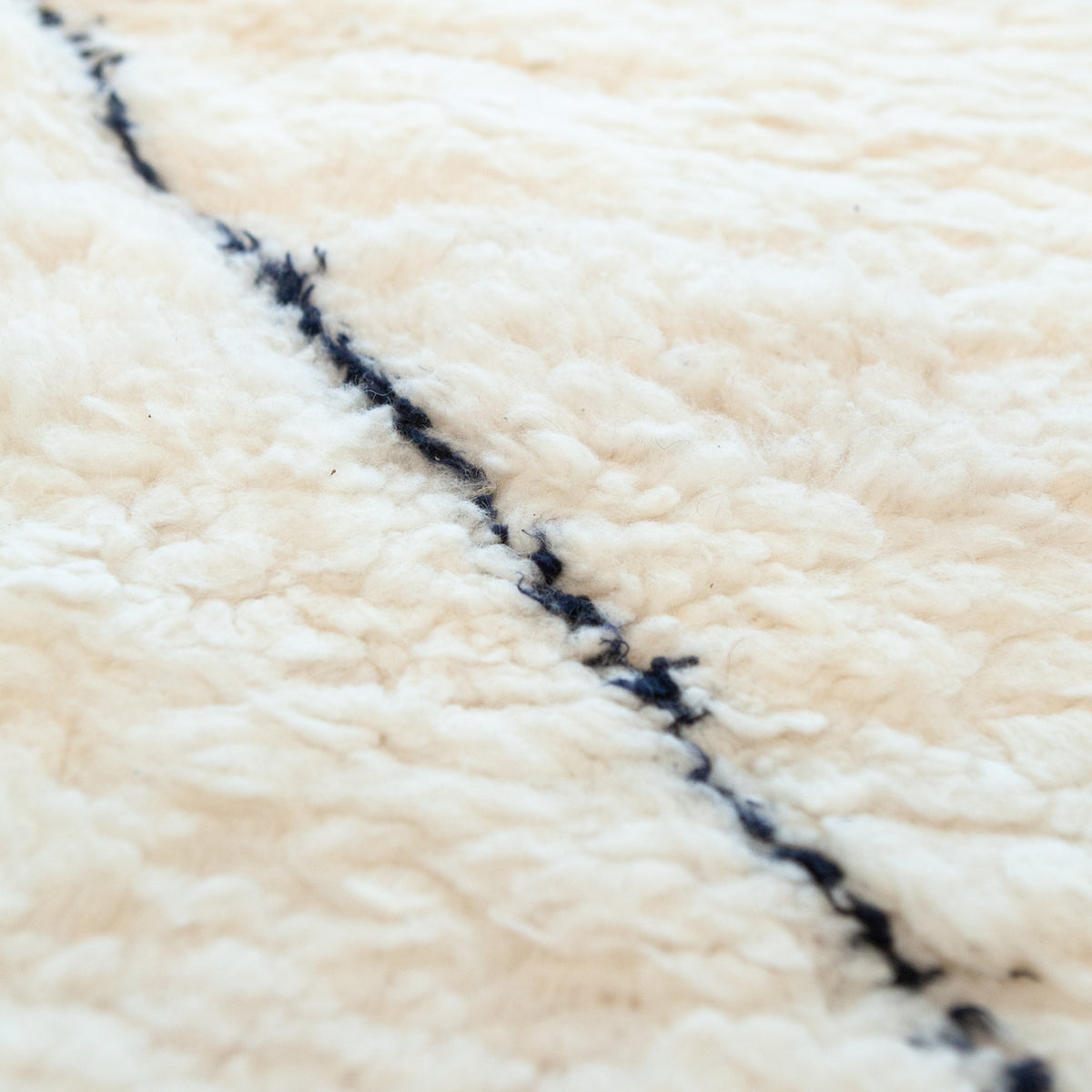 Ziri Contemporary Moroccan Beni Ourain Rug | Multiple Sizes - Apartment F
