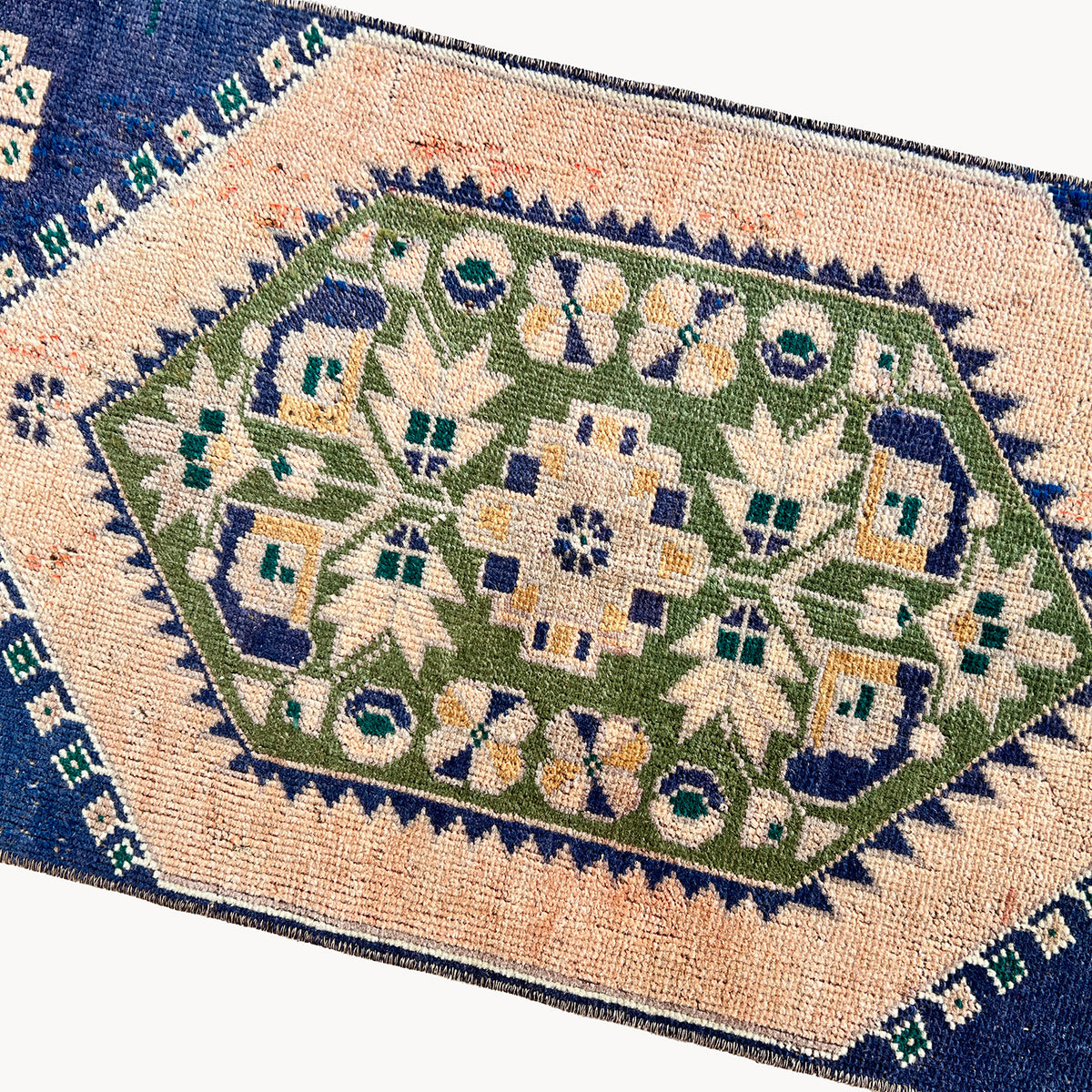 Fiona Vintage Turkish Mini Rug | 1'6" x 2'8" - Apartment F