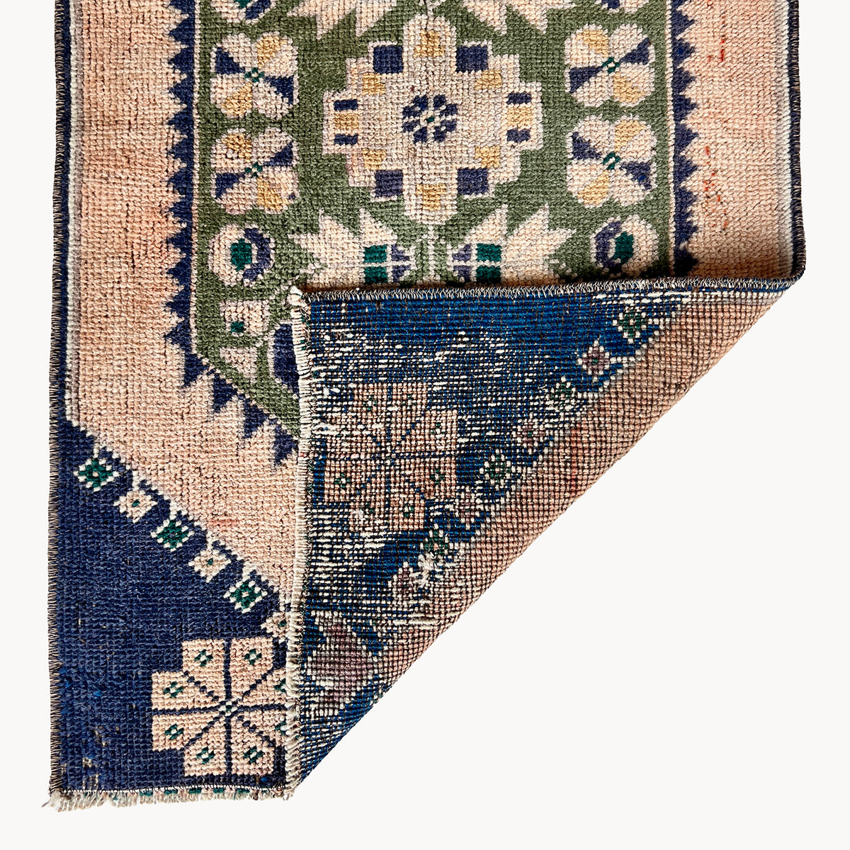 Fiona Vintage Turkish Mini Rug | 1'6" x 2'8" - Apartment F