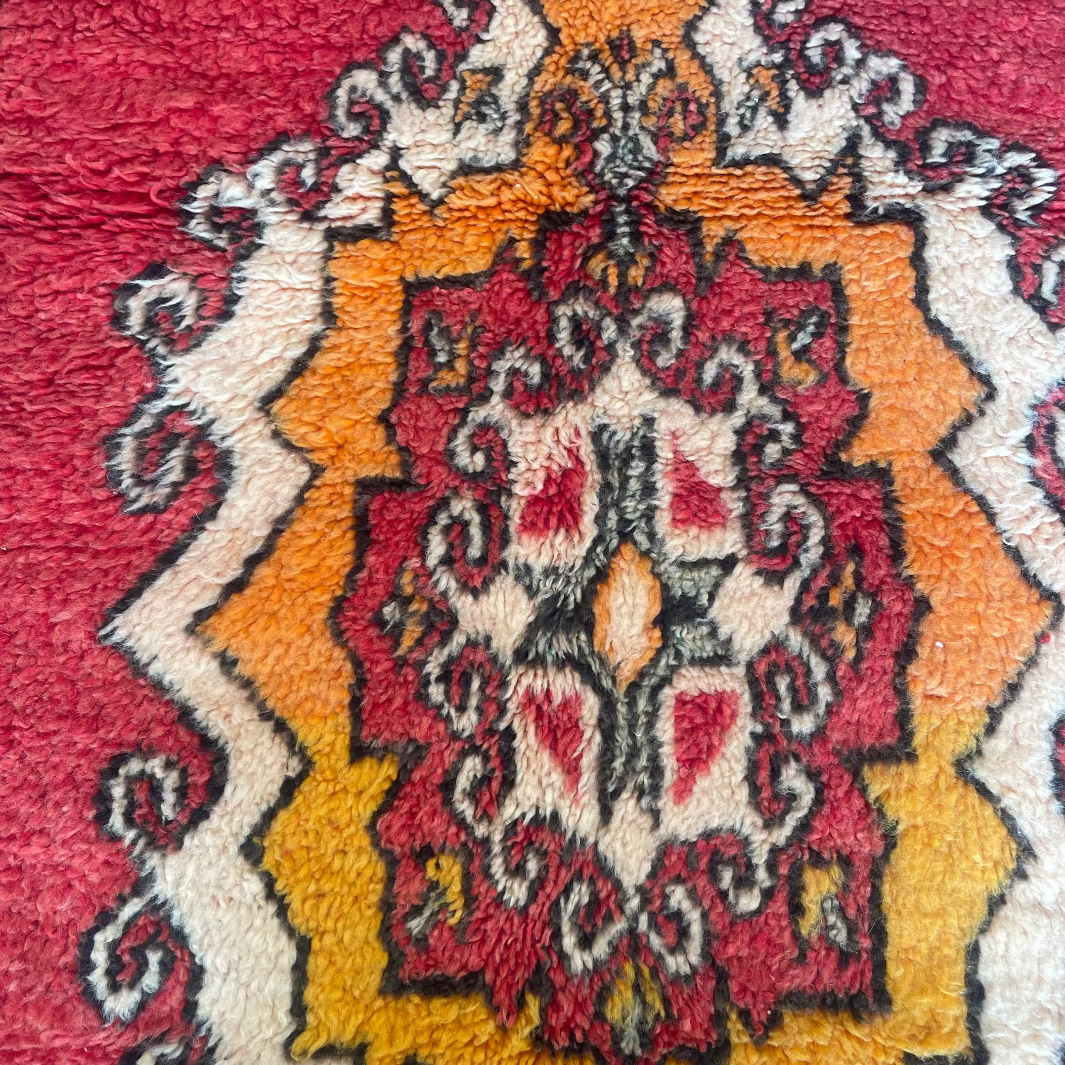 Roya Moroccan Vintage Mini Rug - Apartment F