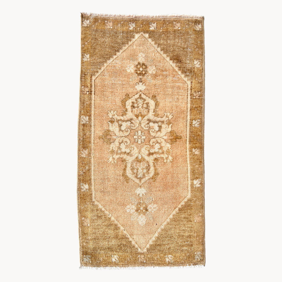 Kenora Vintage Turkish Mini Rug | 1'7" x 3'3" - Apartment F