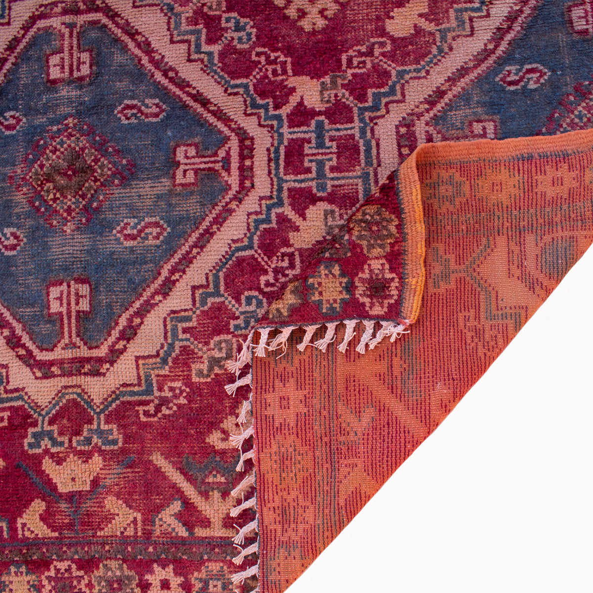 Vintage Moroccan Taznakht wool rug hand-knotted by artisans measuring 5'6" x 8'11"
