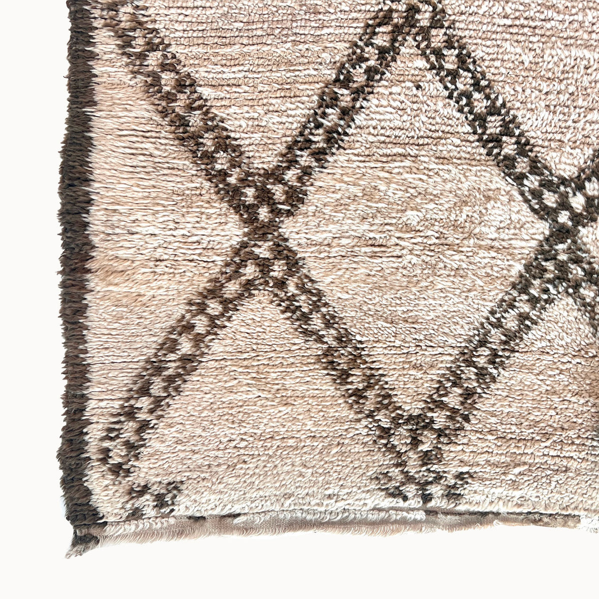 Mansoura Moroccan Beni Ourain Wool Rug | 5’10” x 12’ - Apartment F