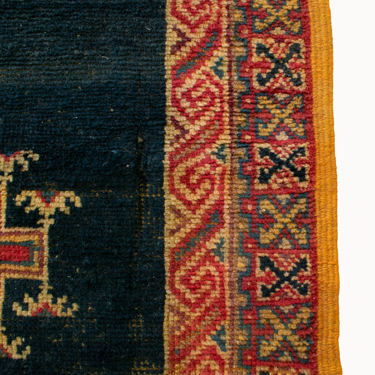 Danni Vintage Moroccan Medallion Taznakht Rug | 3'9" x 6'8" - Apartment F
