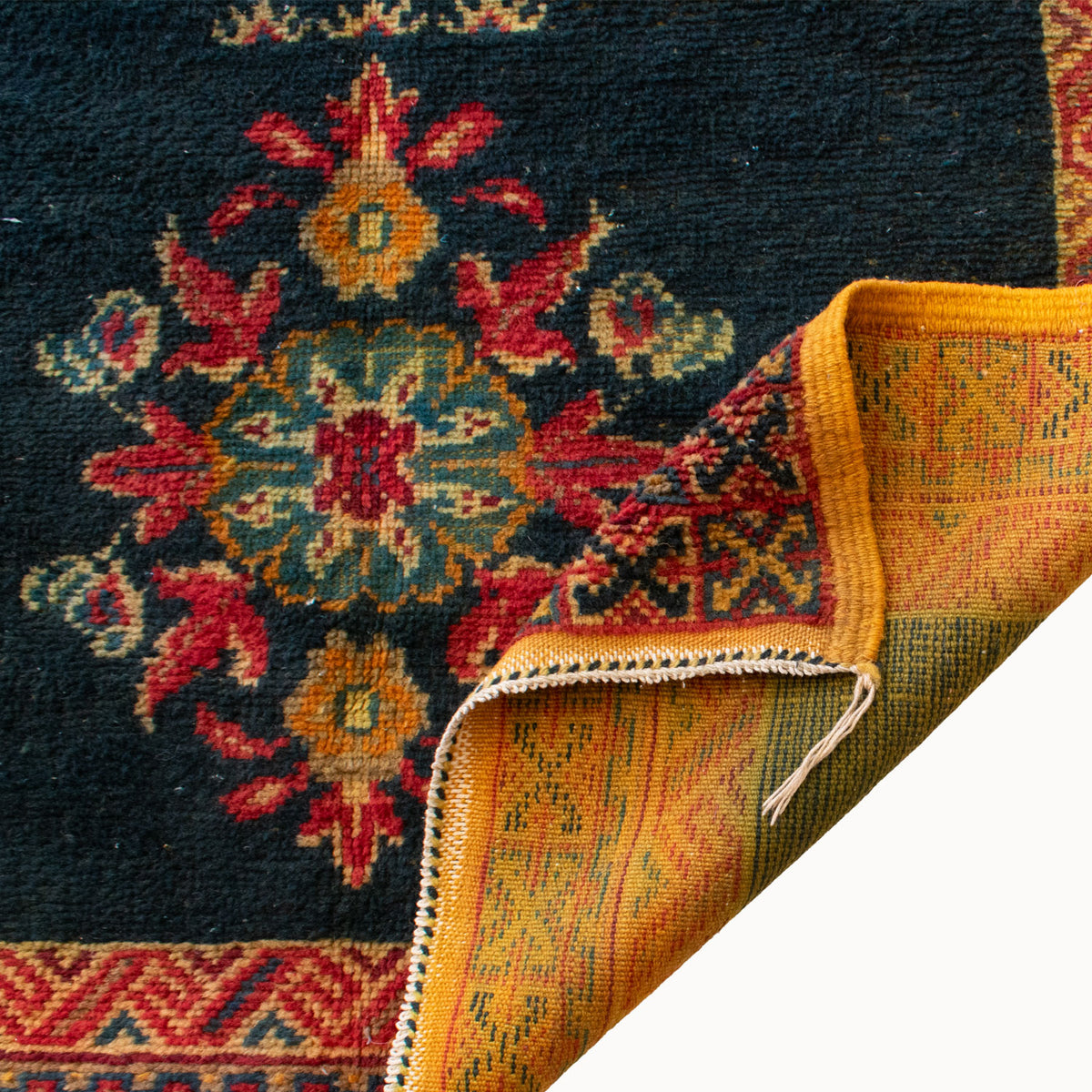 Danni Vintage Moroccan Medallion Taznakht Rug | 3'9" x 6'8" - Apartment F