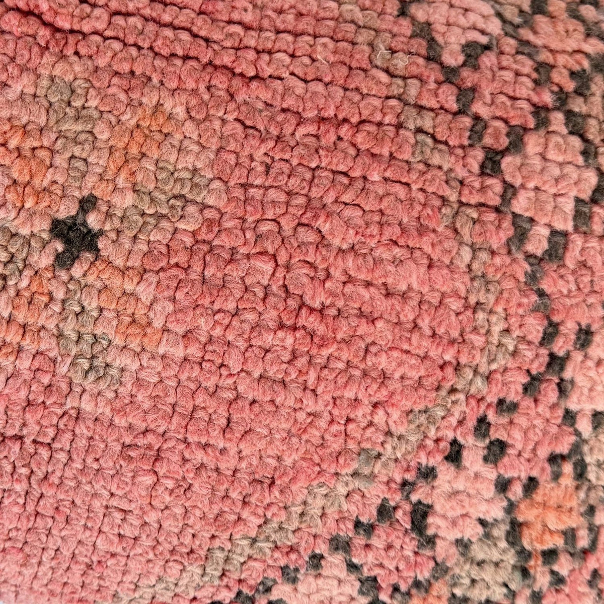 Tilda Moroccan Rug Pillow Lumbar — texture closeup