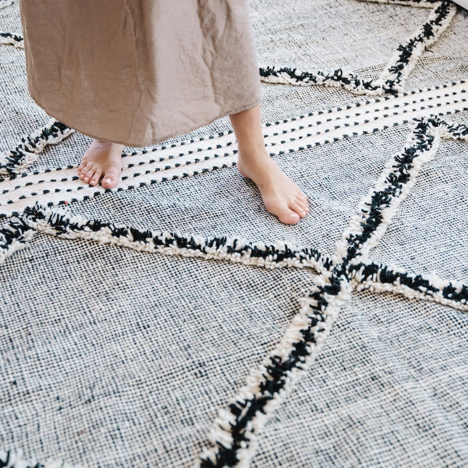 Yousri Contemporary Moroccan Rug | 6'5" x 10'7" - Apartment F