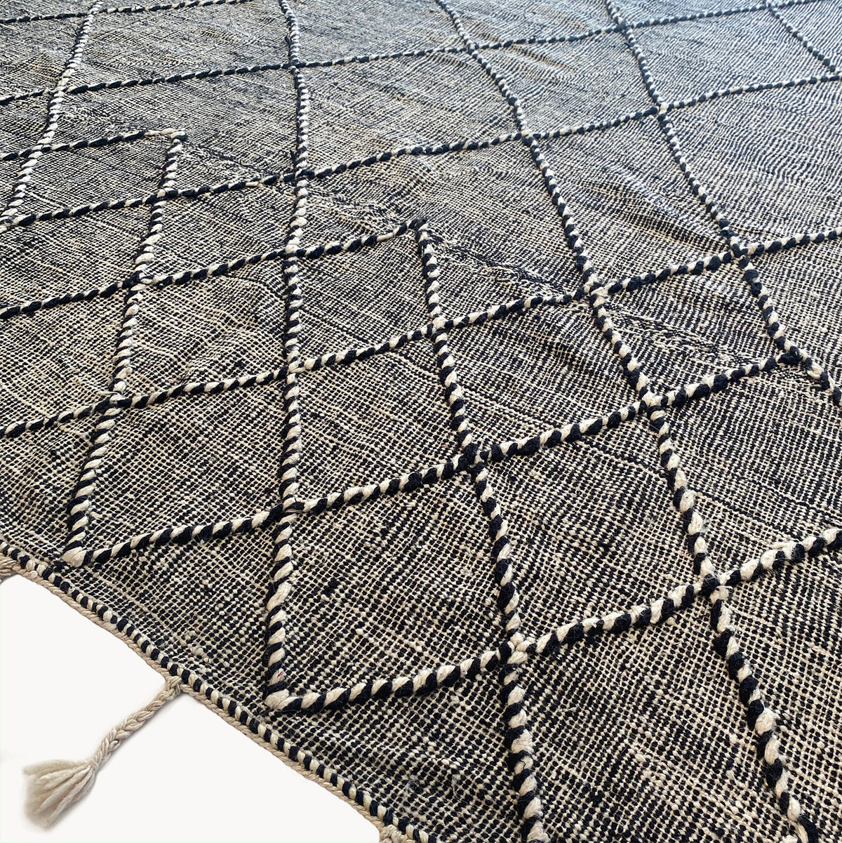 Zanafi Hand Woven Moroccan Rug | 9’6” x 13’3” - Apartment F