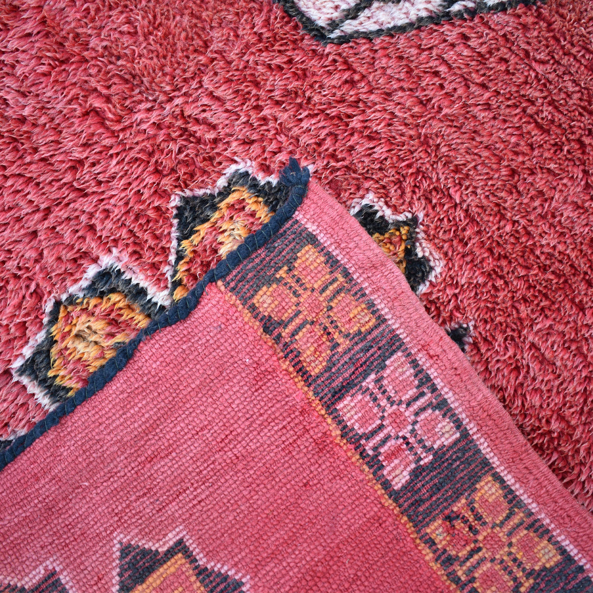 Fatna Vintage Moroccan Wool Rug  | 5'3" x 8'2" - Apartment F